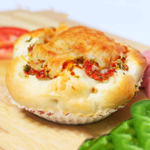 Chicken Pizza Bun